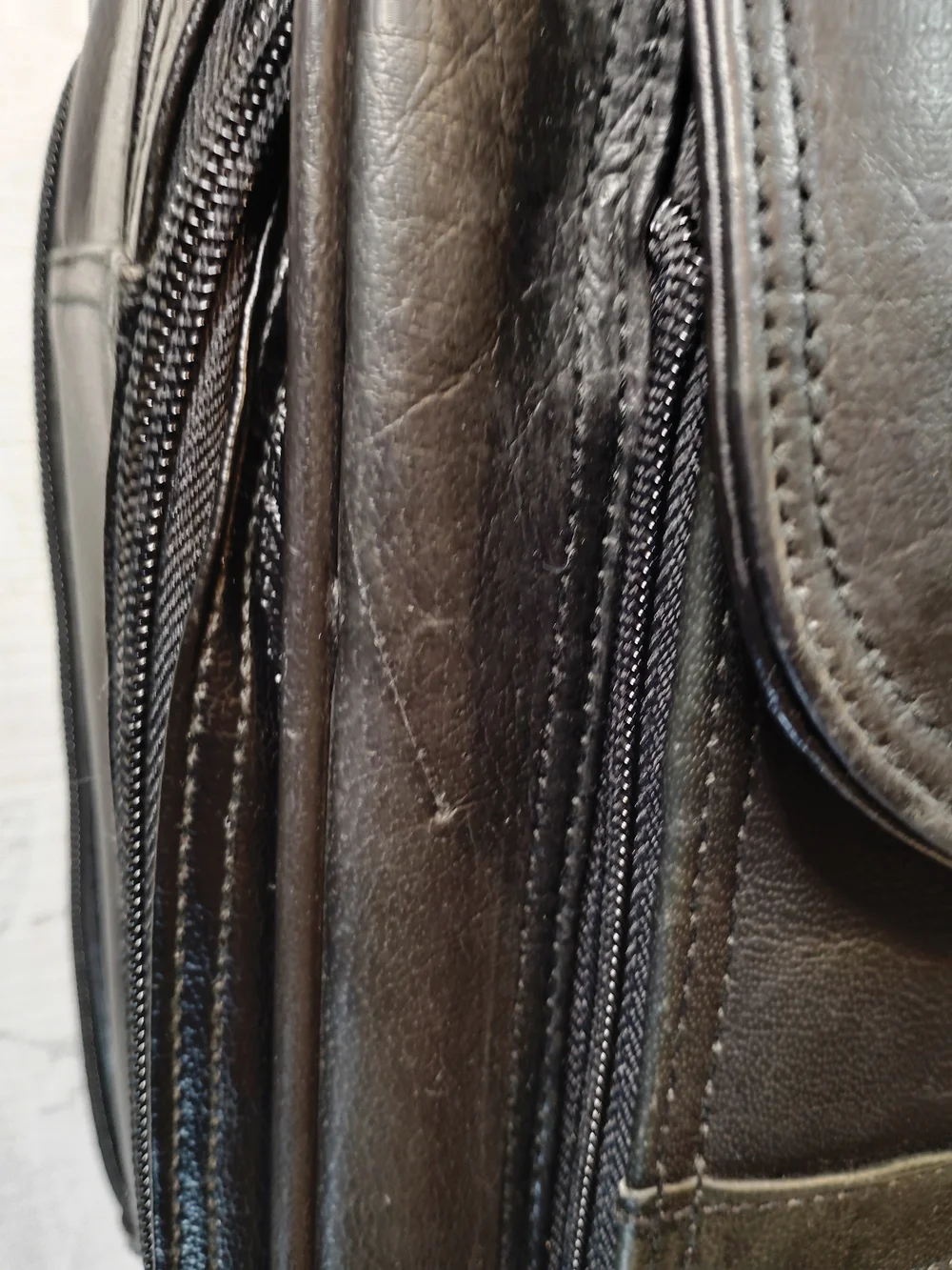 Rafael Black Leather Briefcase, Laptop Messenger/Travel Bag